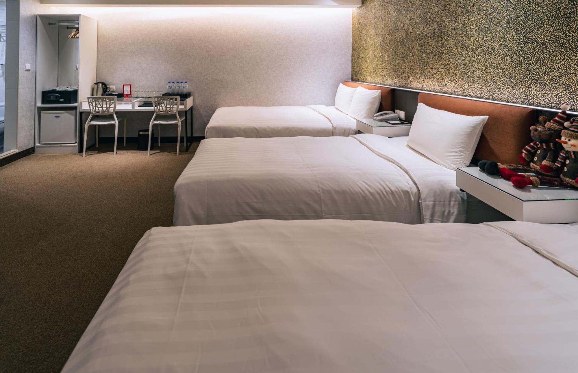 Hotel Puri Taipei Station Branch Bagian luar foto