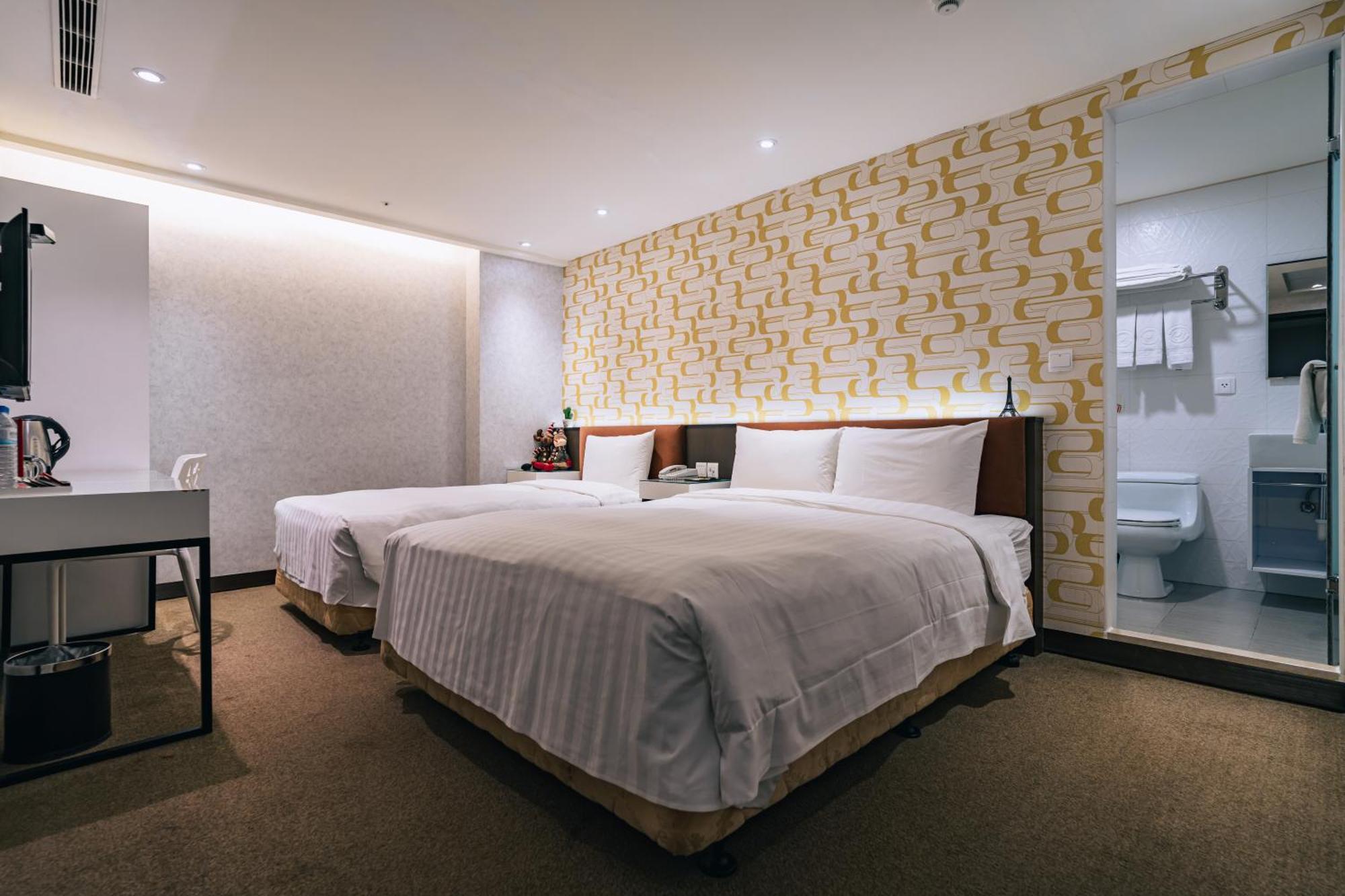 Hotel Puri Taipei Station Branch Bagian luar foto