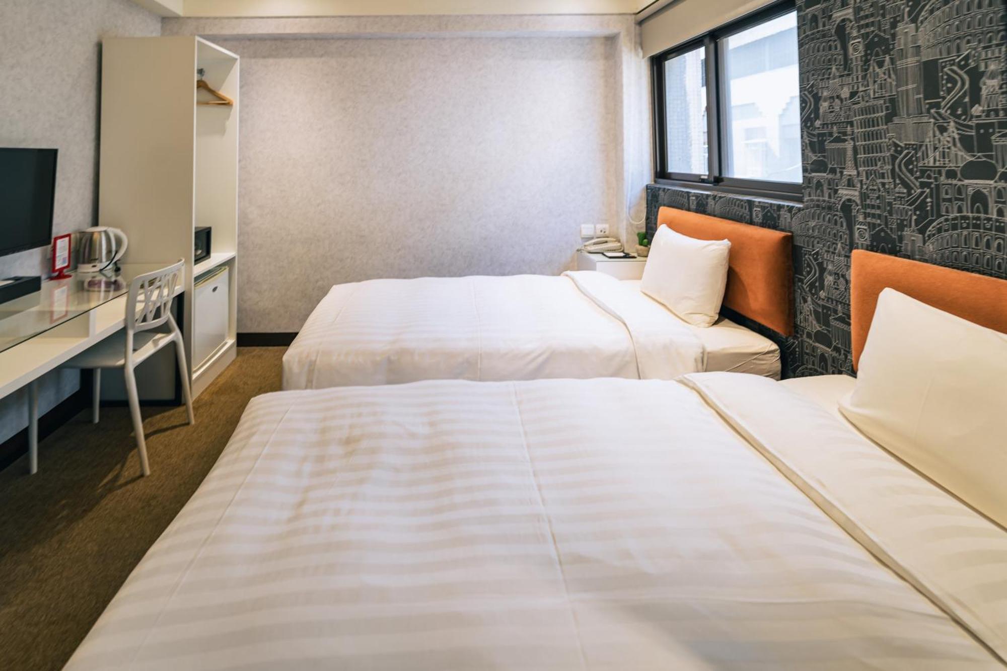Hotel Puri Taipei Station Branch Bagian luar foto