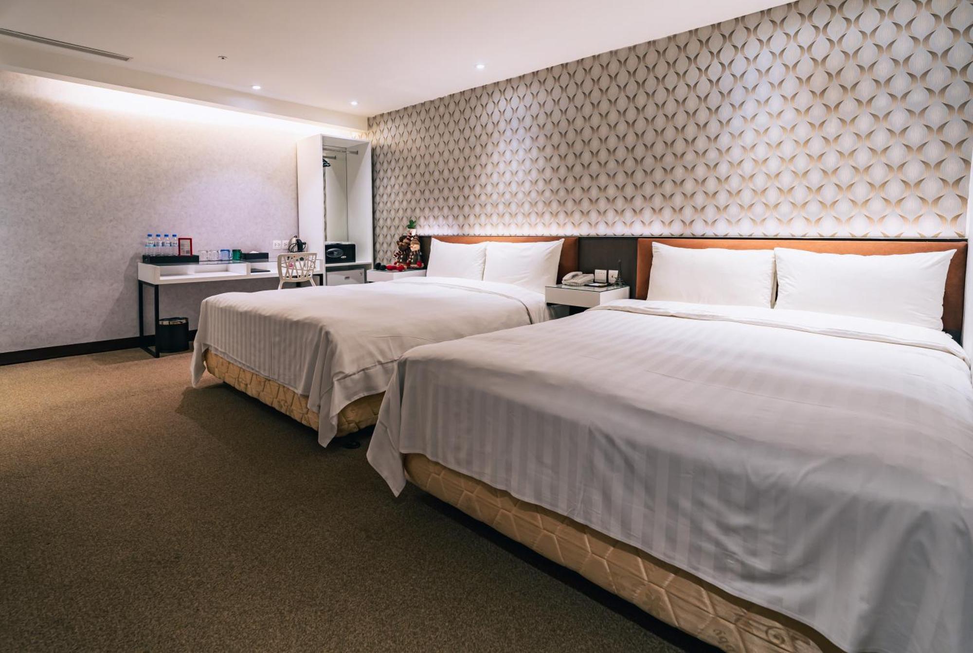 Hotel Puri Taipei Station Branch Bagian luar foto