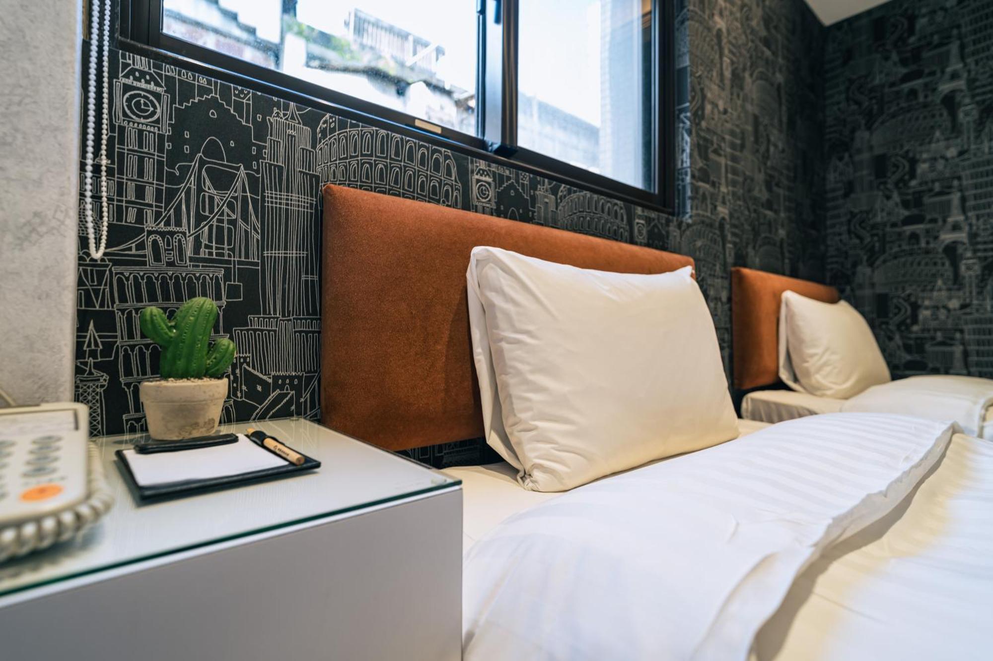 Hotel Puri Taipei Station Branch Bagian luar foto