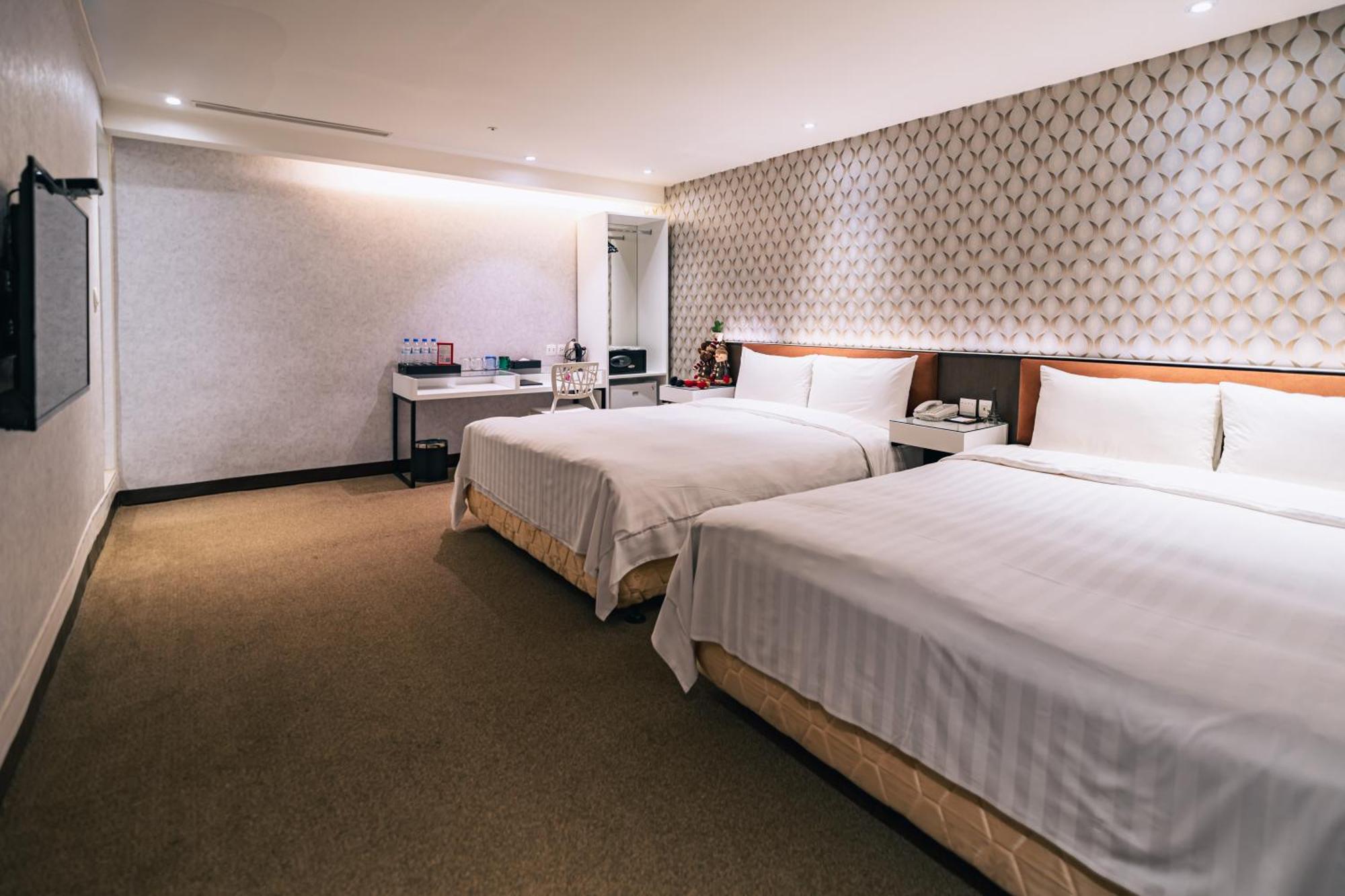 Hotel Puri Taipei Station Branch Bagian luar foto
