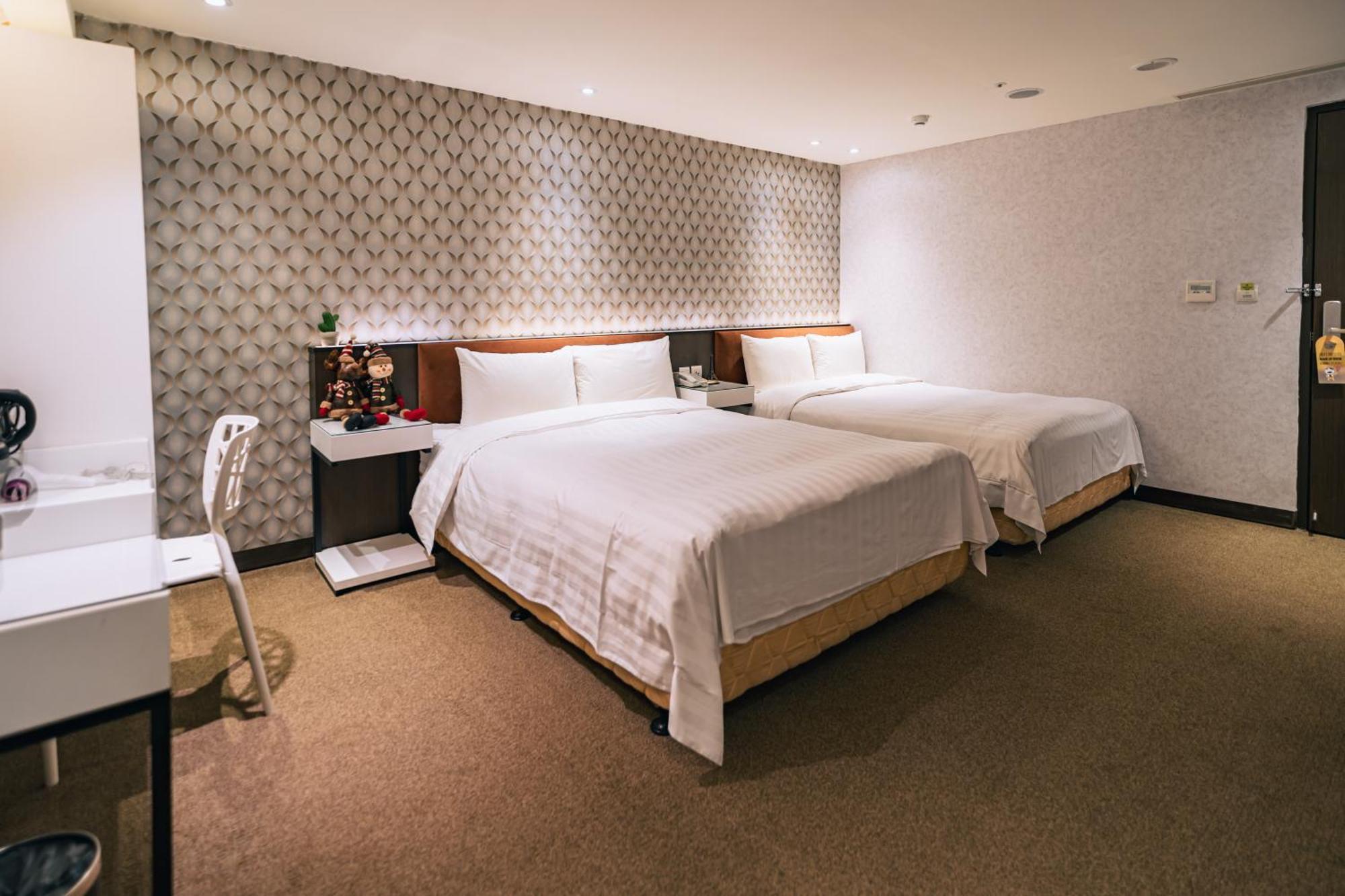 Hotel Puri Taipei Station Branch Bagian luar foto